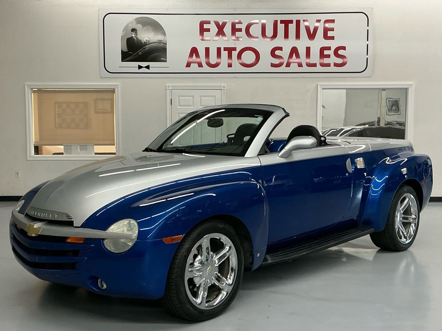 Used 2006 Chevrolet SSR w/ Preferred Equipment Group