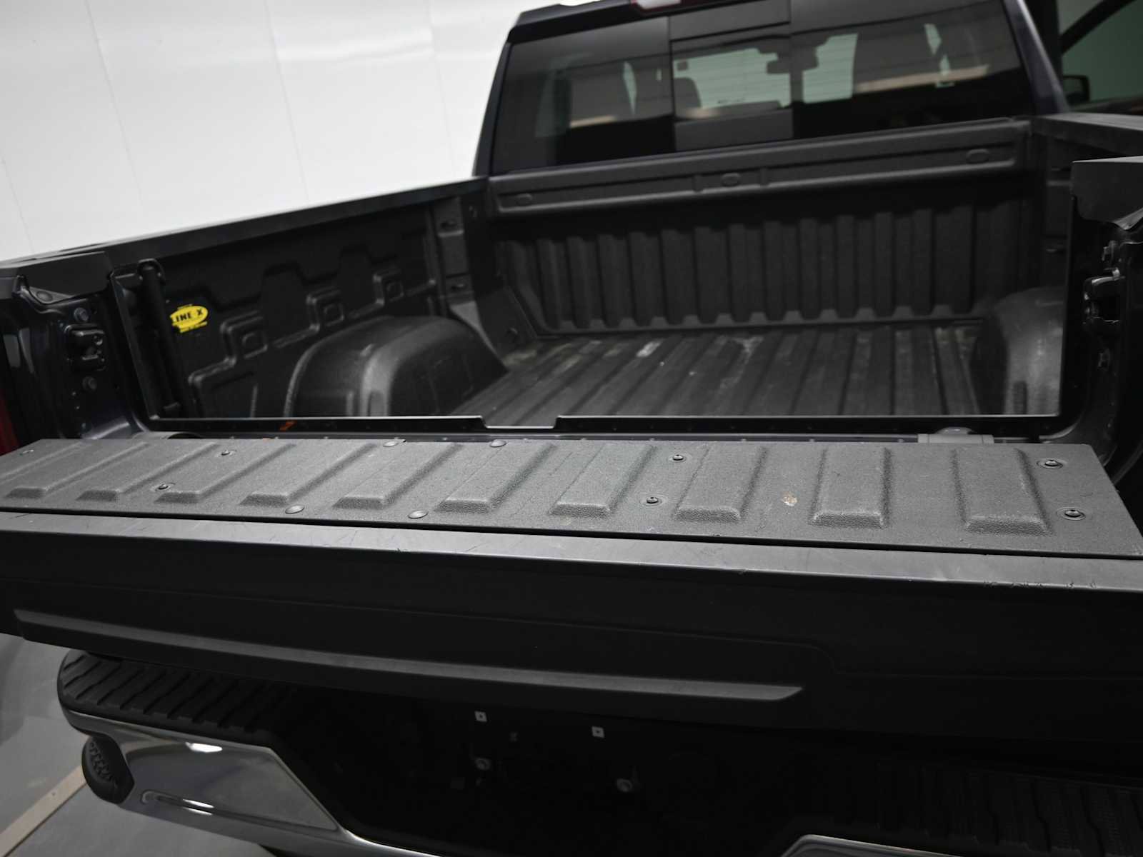 Used 2022 GMC Sierra 1500 SLT w/ SLT Convenience Package image 13