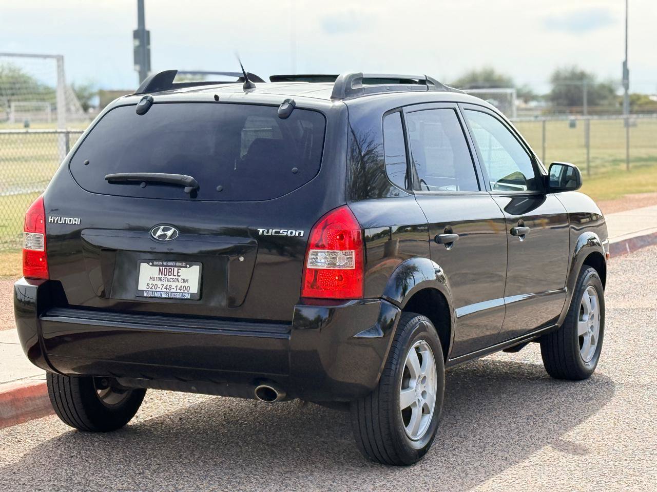 Used 2008 Hyundai Tucson GLS FWD image 5