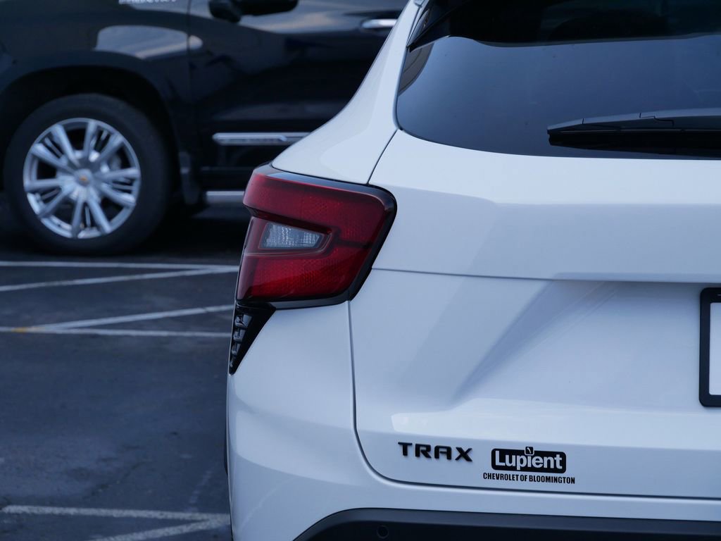 New 2026 Chevrolet Trax RS w/ Driver Confidence Package FWD image 6