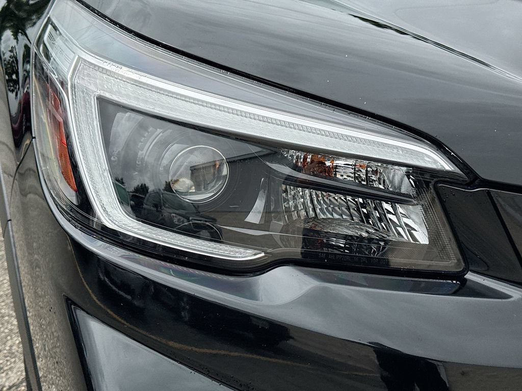 Used 2021 Subaru Forester Limited AWD/4WD image 41