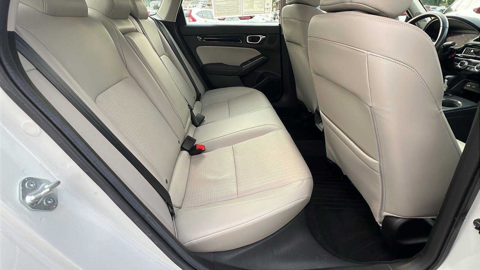 Used 2022 Honda Civic Touring image 15