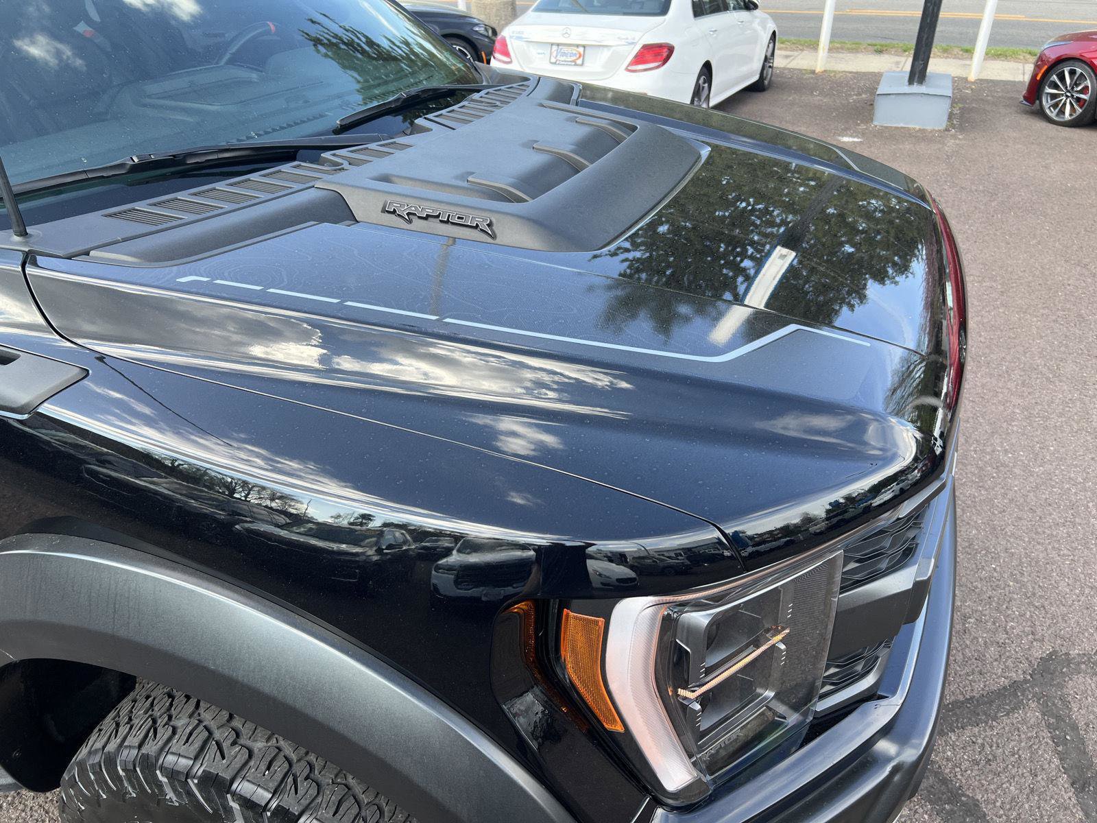 Used 2023 Ford F150 Raptor w/ Raptor 37 Performance Package AWD/4WD image 10