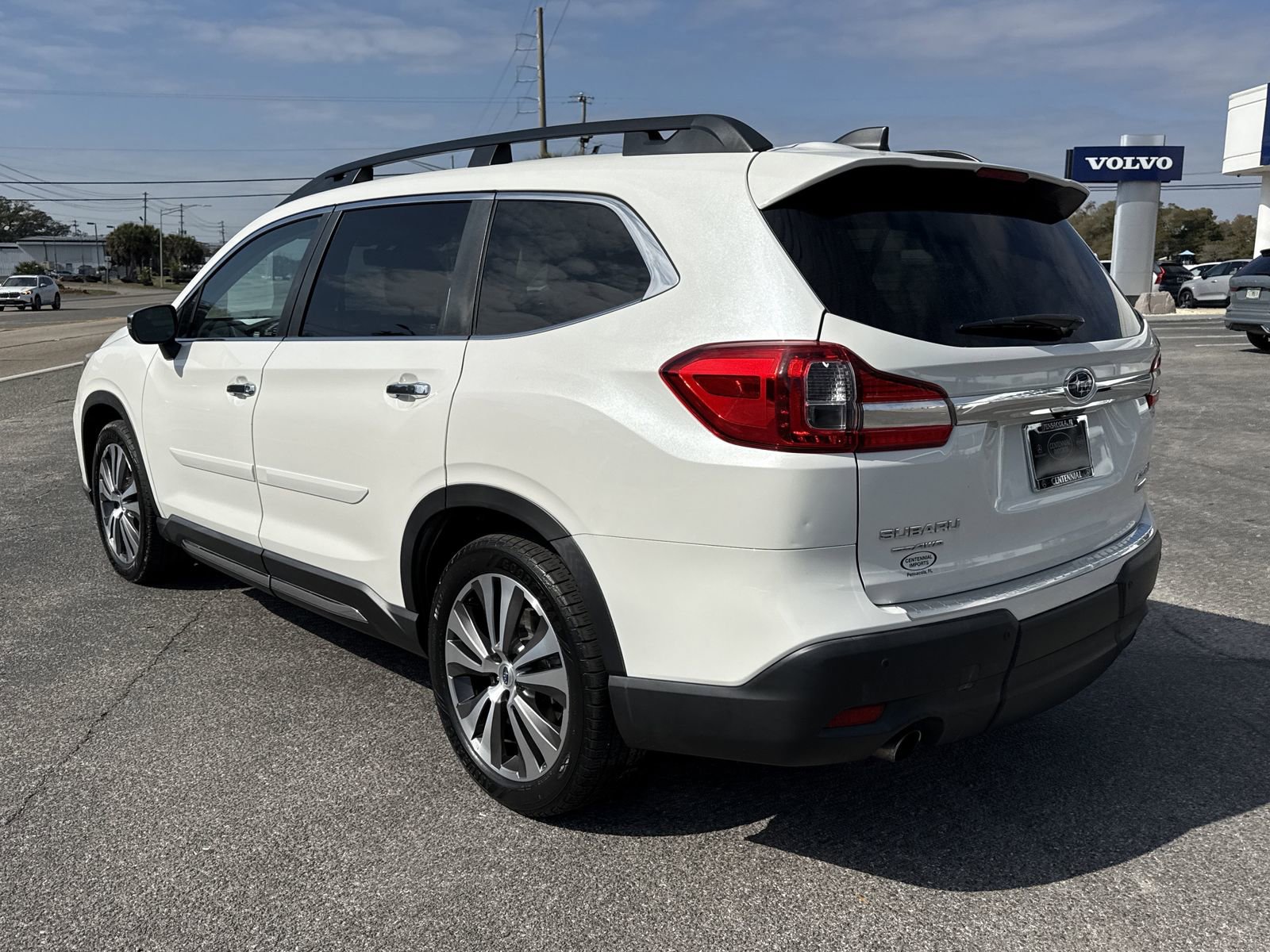 Used 2019 Subaru Ascent Touring AWD/4WD image 2
