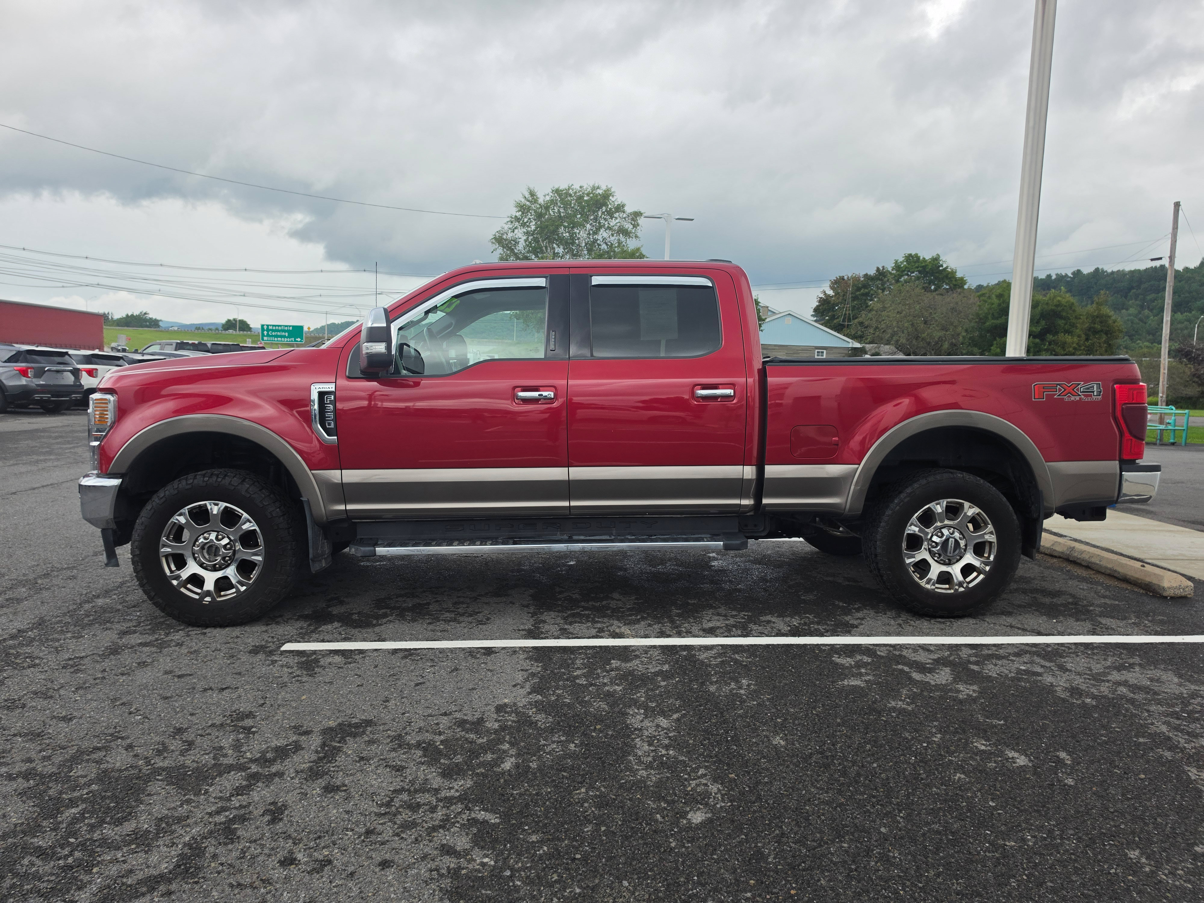 Used 2022 Ford F350 Lariat w/ Lariat Ultimate Package AWD/4WD image 7