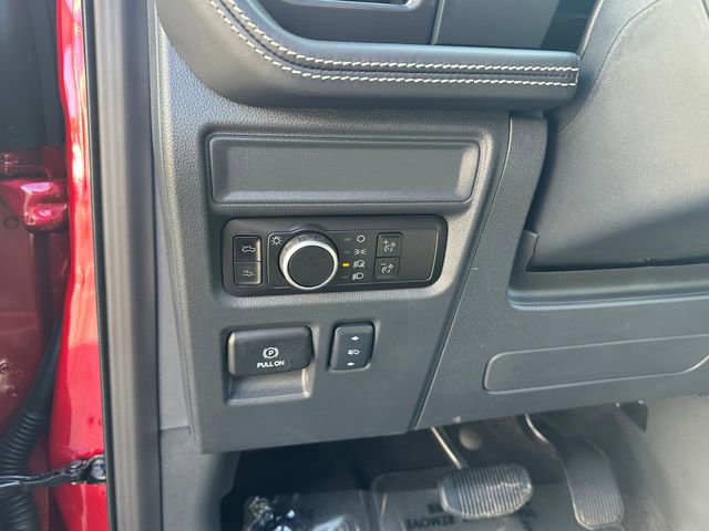Used 2025 Ford F150 Lightning Platinum w/ Dark Elements Package image 12