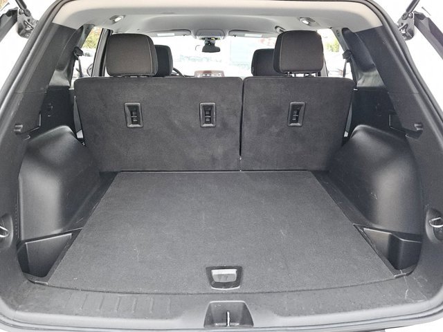 Used 2025 Chevrolet Blazer LT image 29