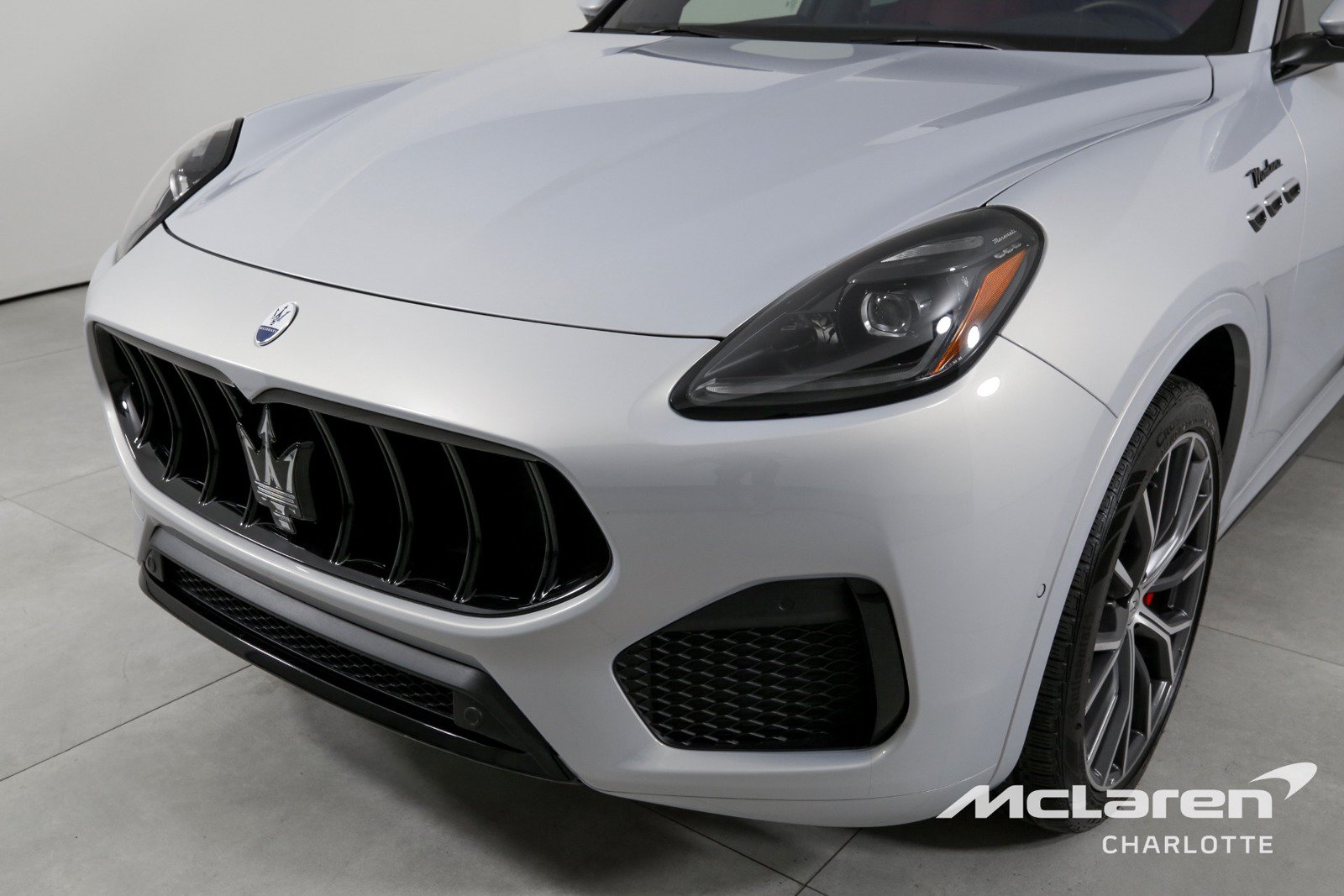 Used 2023 Maserati Grecale Modena AWD/4WD image 35