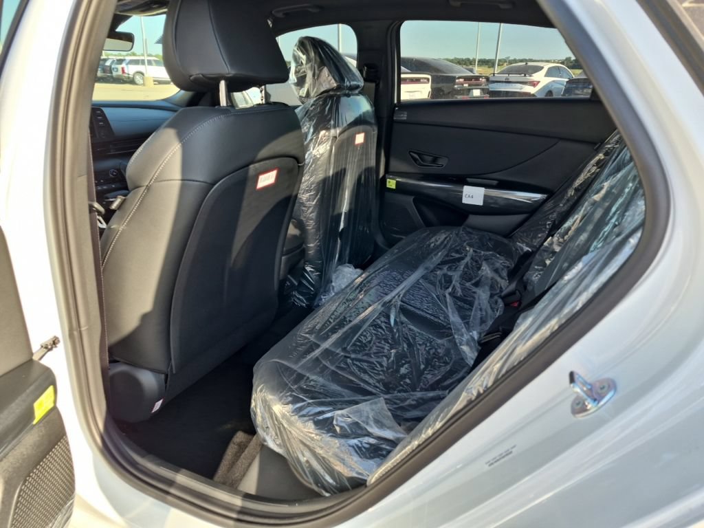 New 2026 Hyundai Elantra SEL Sport FWD image 12