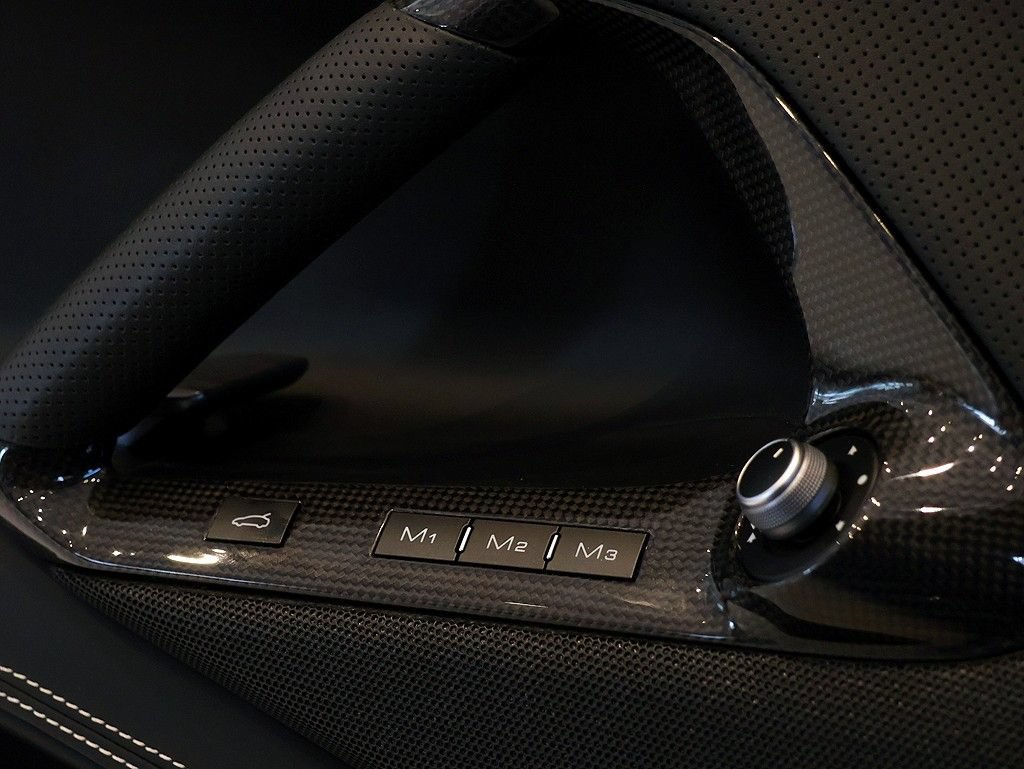 Certified 2020 Ferrari 812 Superfast RWD image 78