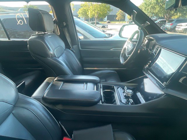 Used 2024 Jeep Grand Wagoneer L Series II w/ Quick Order Packagew 28T AWD/4WD image 5