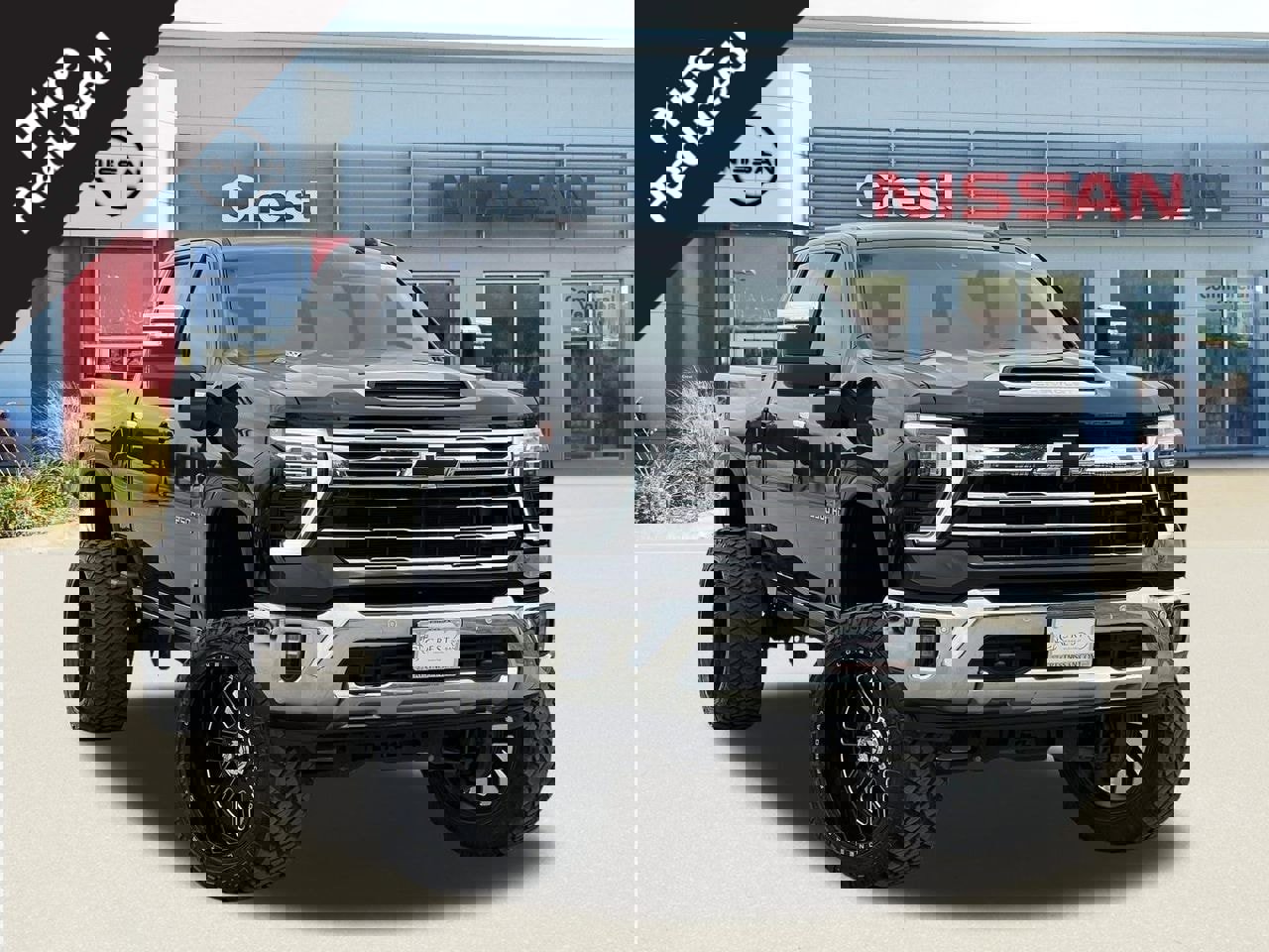 Used 2024 Chevrolet Silverado 2500 LTZ w/ LTZ Plus Package image 1