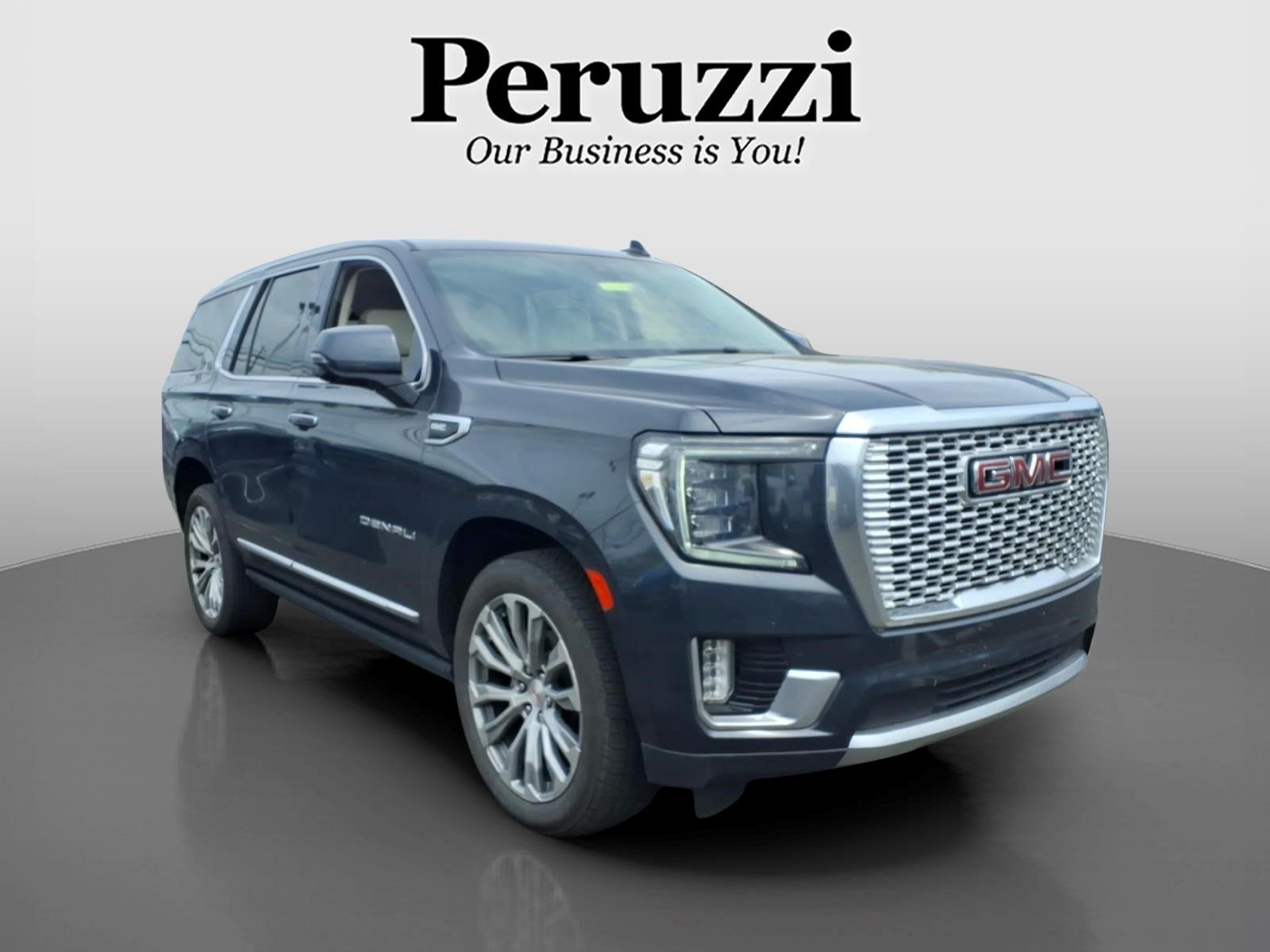 Used 2022 GMC Yukon Denali w/ Denali Premium Package AWD/4WD video 1