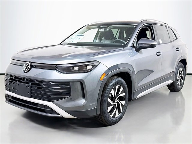 New 2026 Volkswagen Tiguan S image 1