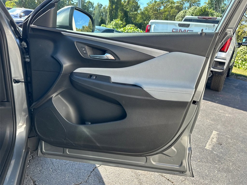 New 2025 Buick Envista Preferred image 15