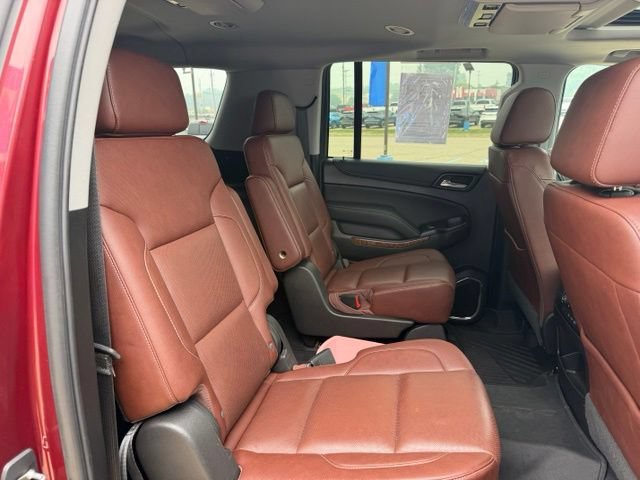 Used 2019 Chevrolet Suburban Premier w/ Premier Plus Edition AWD/4WD image 22