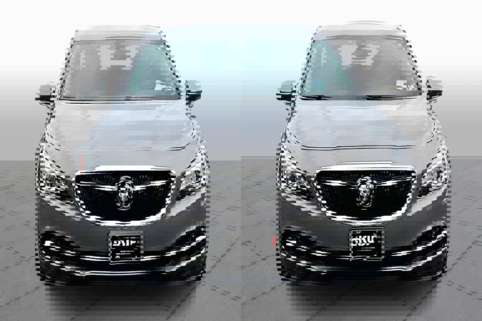 Used 2017 Buick LaCrosse Essence image 3