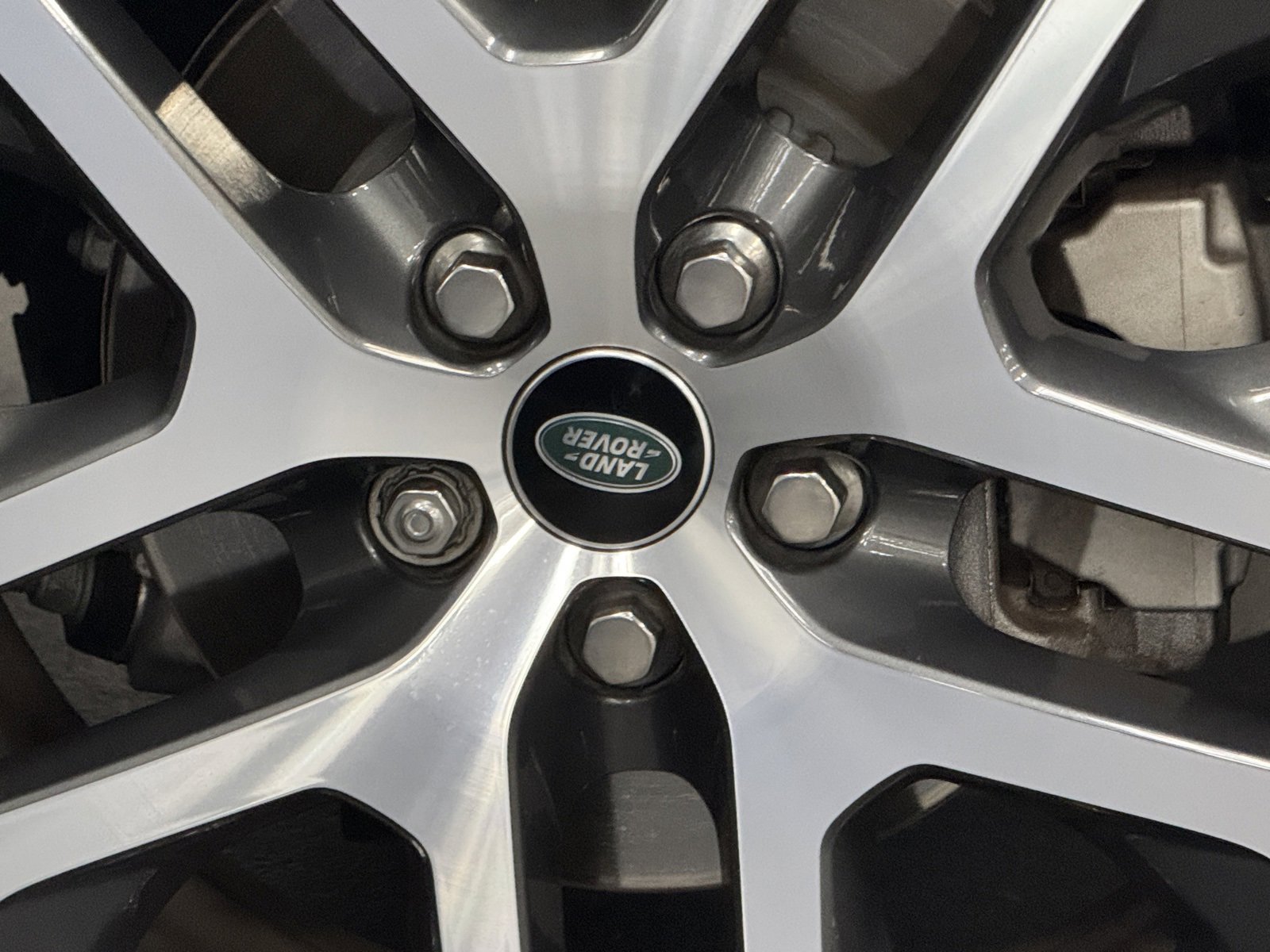 Used 2023 Land Rover Defender 110 S image 19