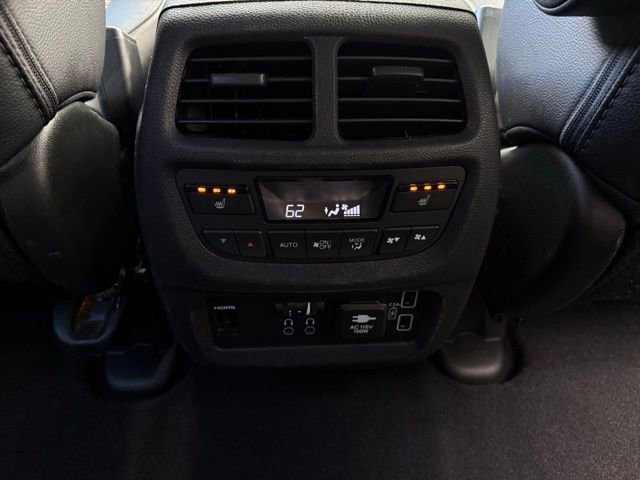 Used 2020 Honda Pilot Elite image 32