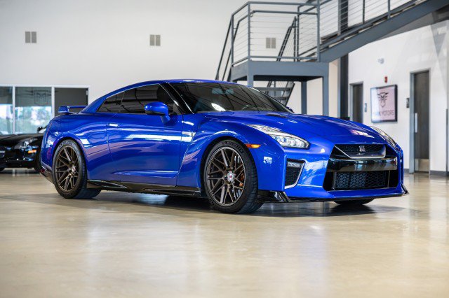 Used 2021 Nissan GT-R Premium AWD/4WD image 8