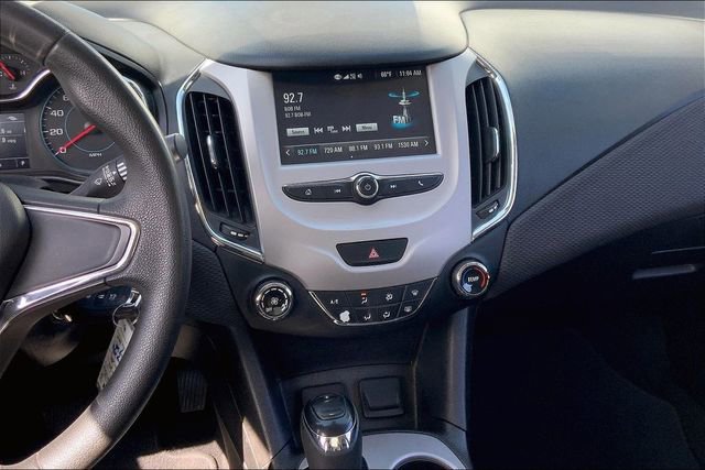 Used 2018 Chevrolet Cruze LS image 6