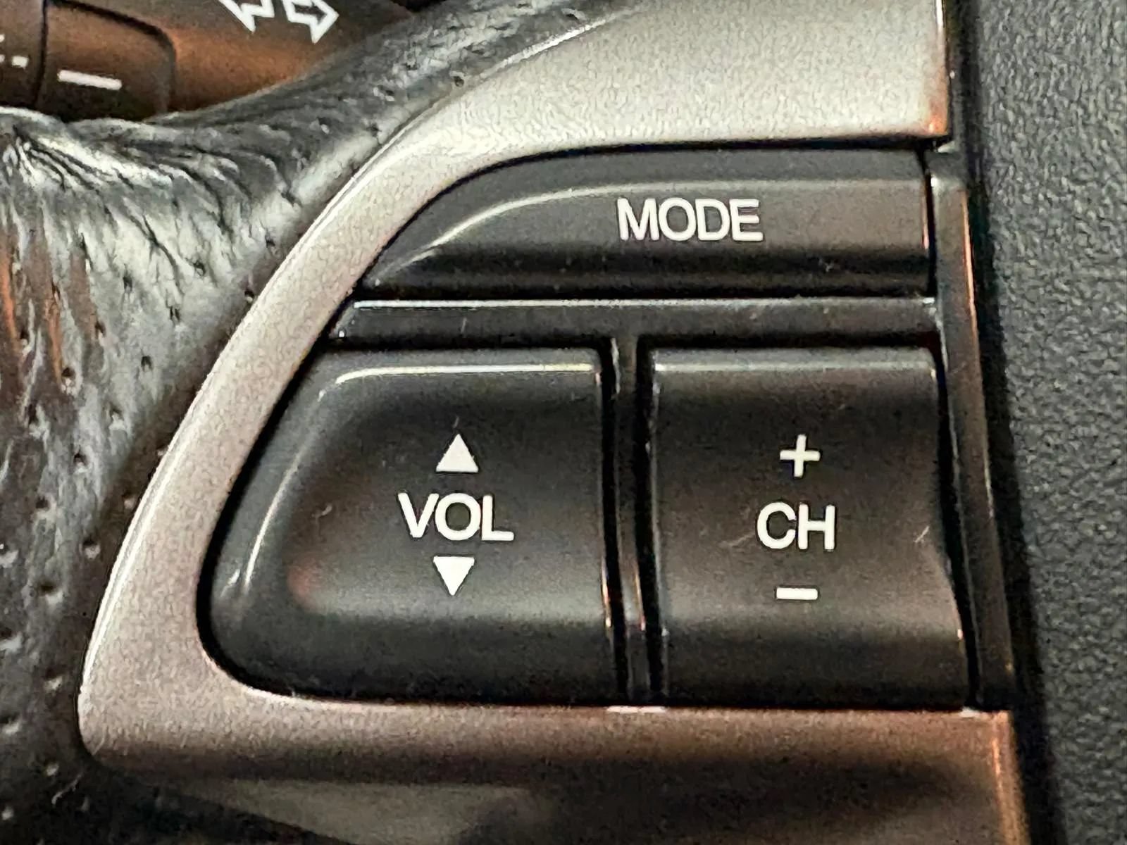 Used 2016 Honda Odyssey EX-L image 36