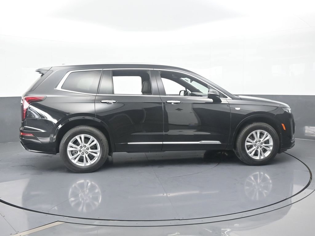 Used 2023 Cadillac XT6 Luxury image 7
