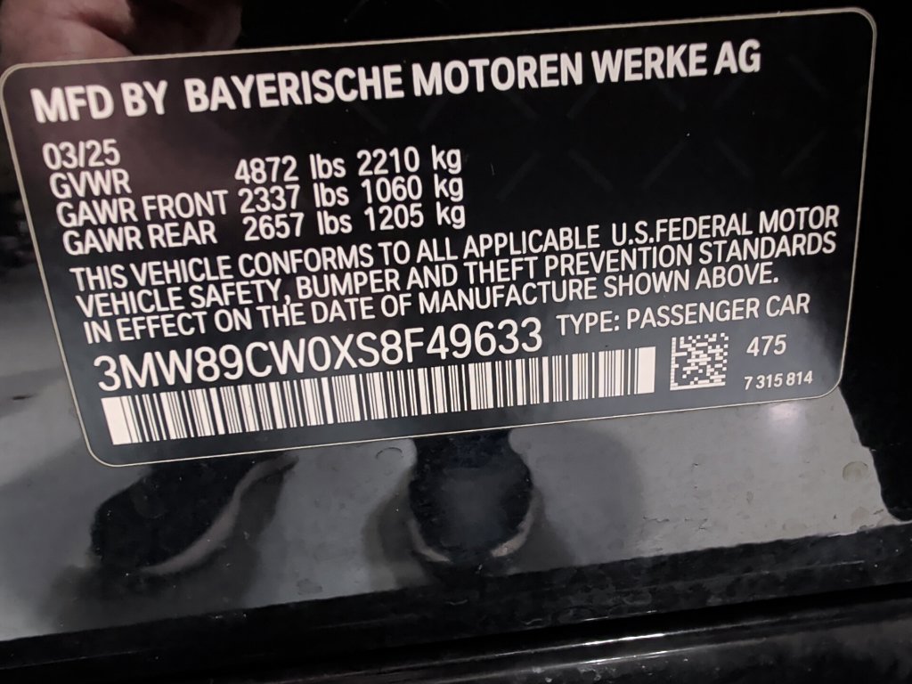 Certified 2025 BMW 330i xDrive Sedan AWD/4WD image 3