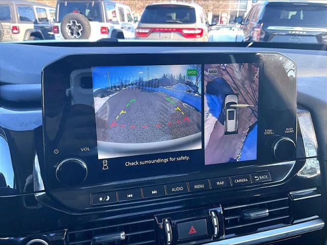 Certified 2024 Nissan Pathfinder SL image 20