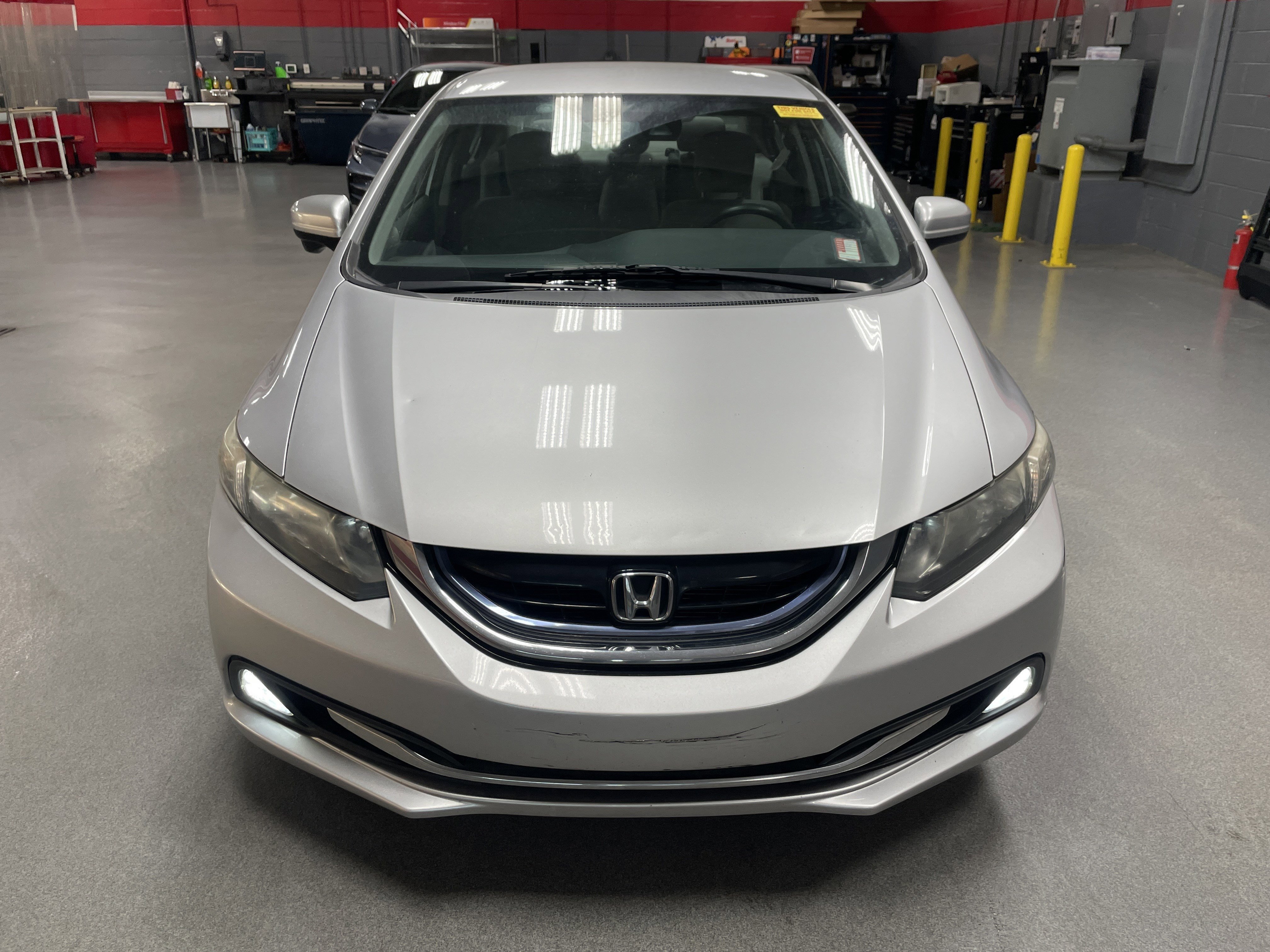 Used 2015 Honda Civic Hybrid Sedan image 3