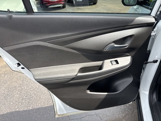 Used 2025 Buick Envista Sport Touring FWD image 17