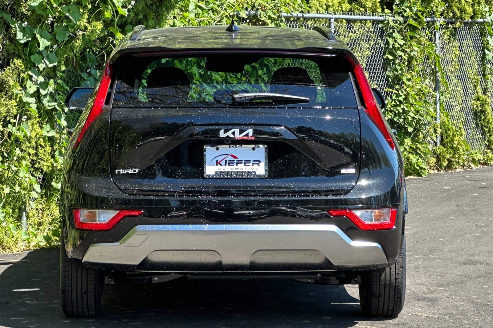 New 2025 Kia Niro SX image 4