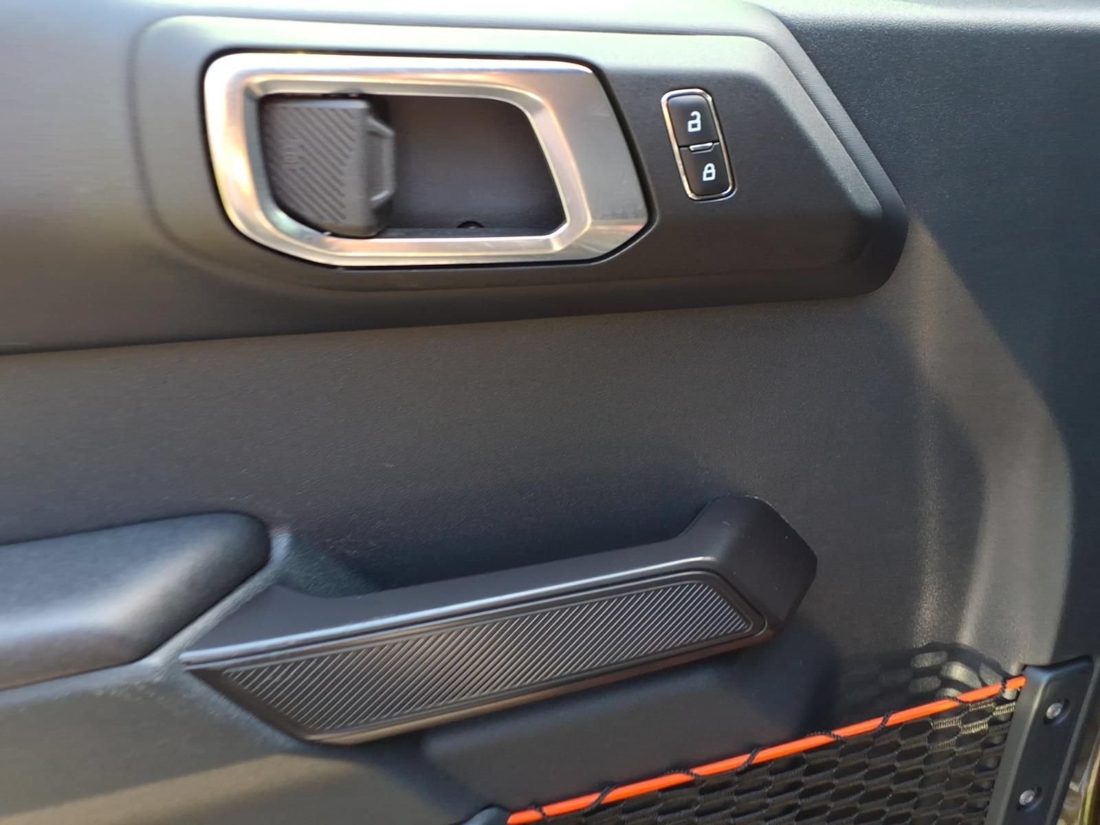 Used 2024 Ford Bronco Raptor w/ Interior Carbon Fiber Pack 6 AWD/4WD image 15