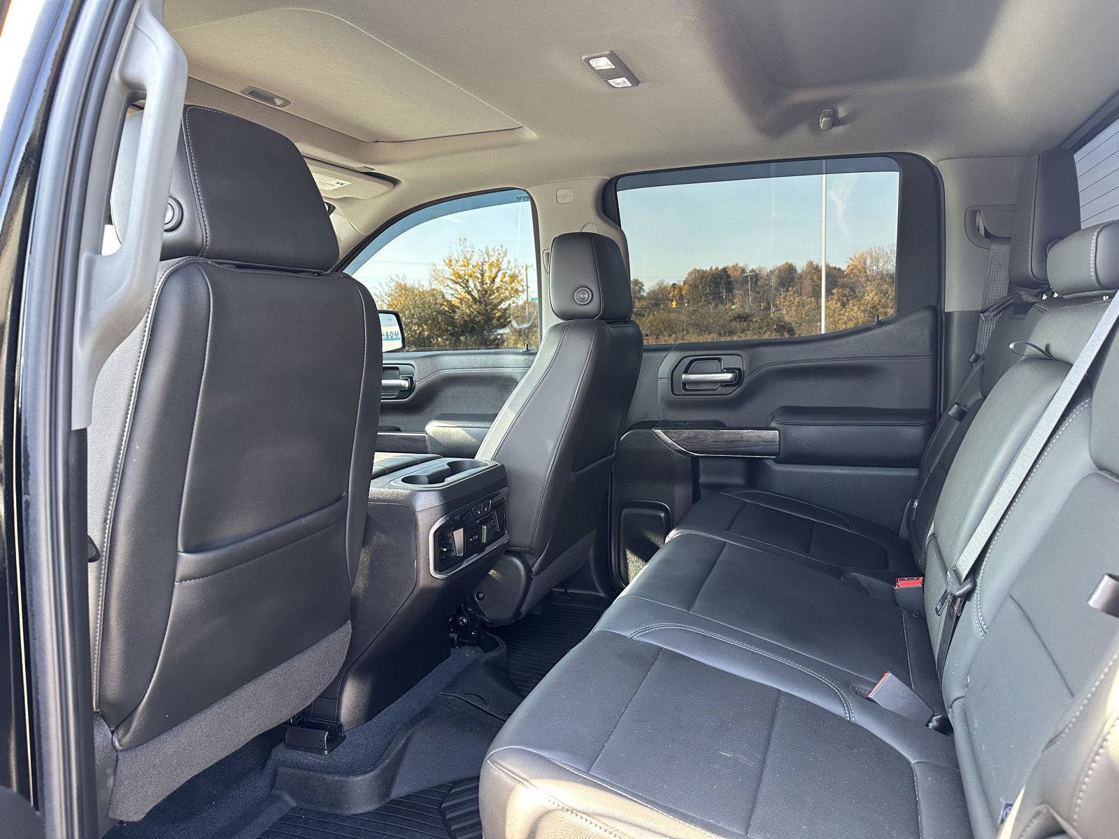 Used 2020 Chevrolet Silverado 1500 LTZ w/ LTZ Premium Package AWD/4WD image 19