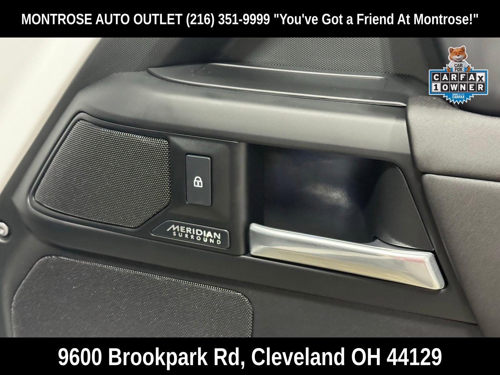 Used 2025 Land Rover Defender 90 X-Dynamic SE image 49