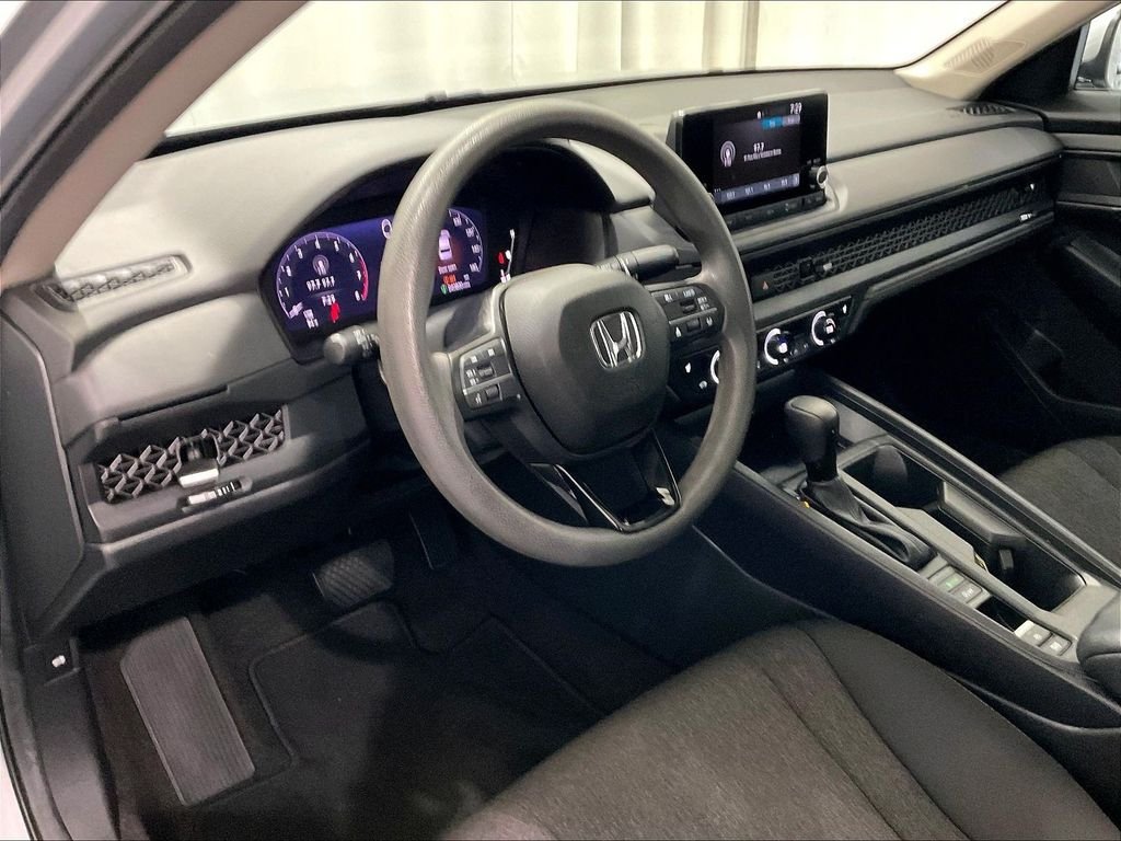Used 2024 Honda Accord EX image 8