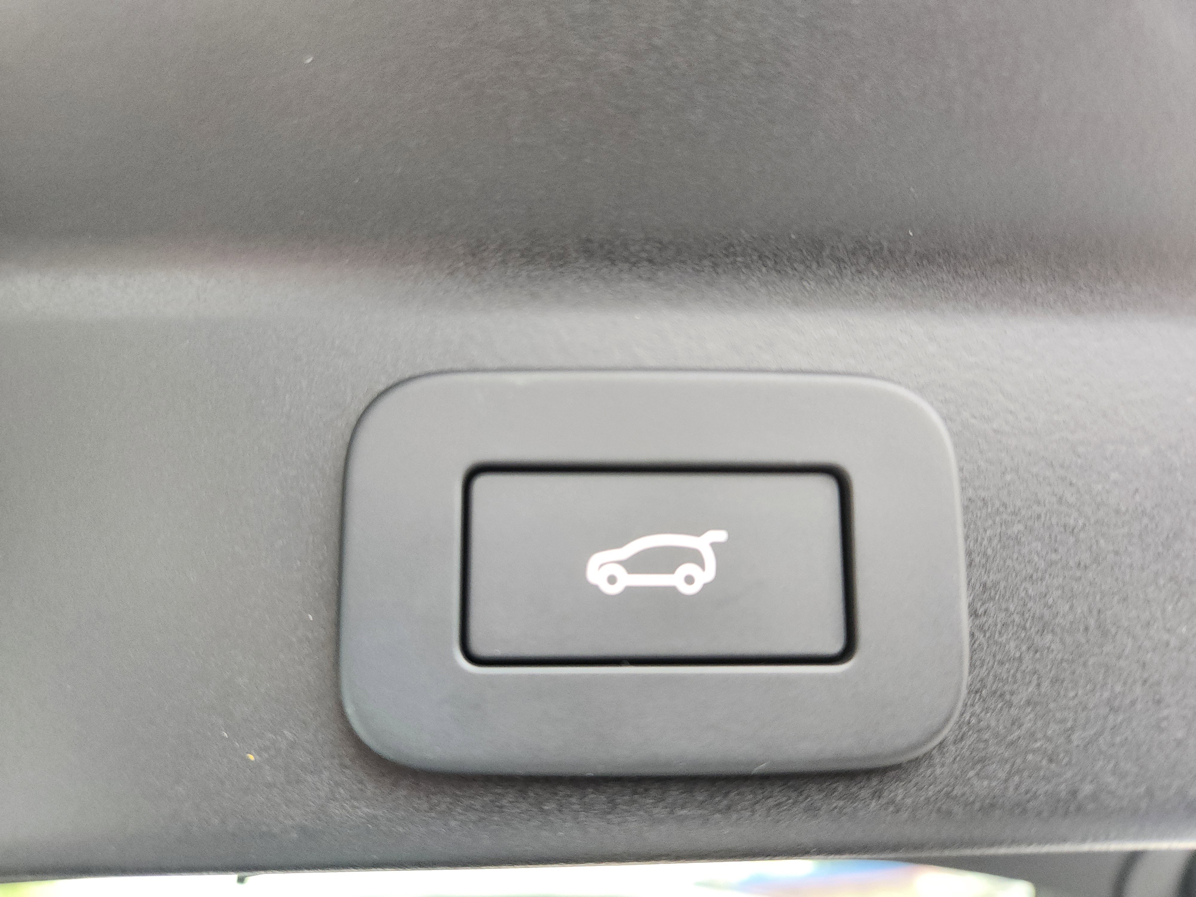 New 2026 Jaguar F-PACE R-Dynamic S image 18