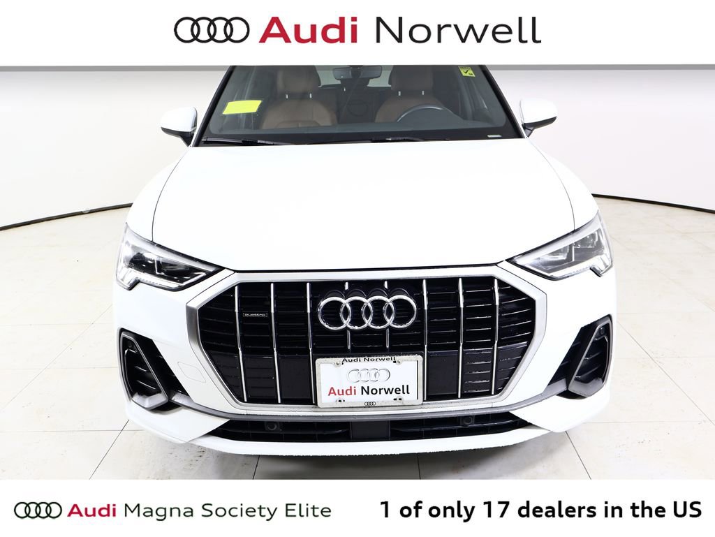 Used 2024 Audi Q3 2.0T Premium w/ Convenience Package image 11