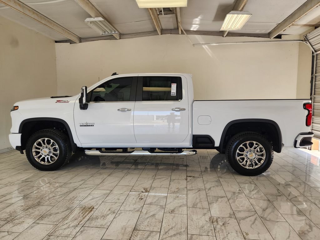 New 2026 Chevrolet Silverado 2500 LT w/ Z71 Chrome Sport Edition AWD/4WD image 6