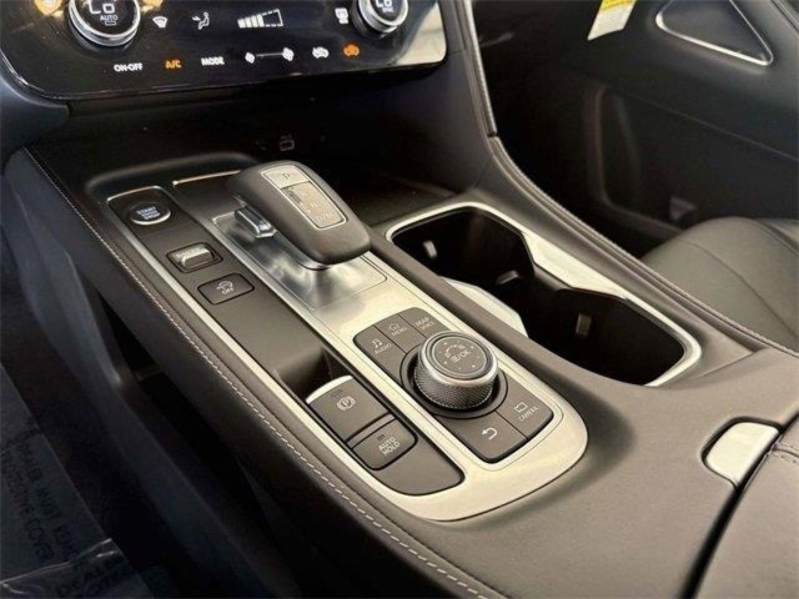 Used 2025 INFINITI QX60 Luxe image 30