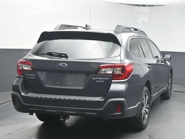 Used 2018 Subaru Outback 3.6R Limited AWD/4WD image 7