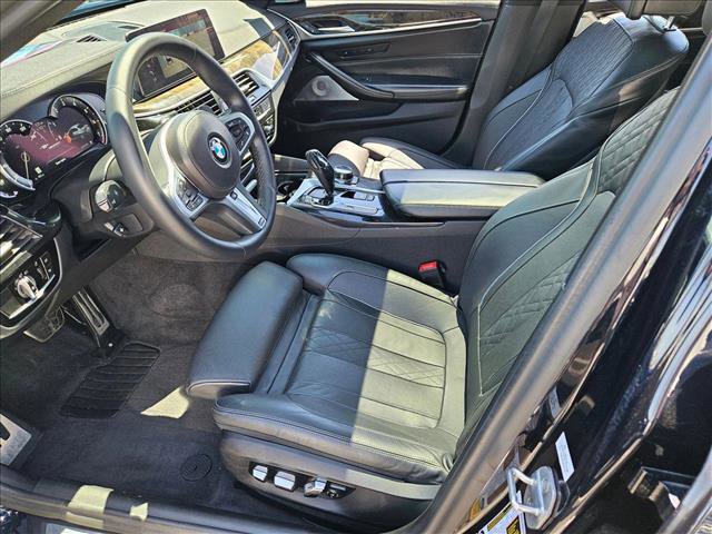 Used 2018 BMW M550i xDrive AWD/4WD image 16