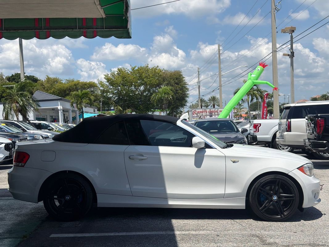 Used 2013 BMW 128i Convertible RWD image 6