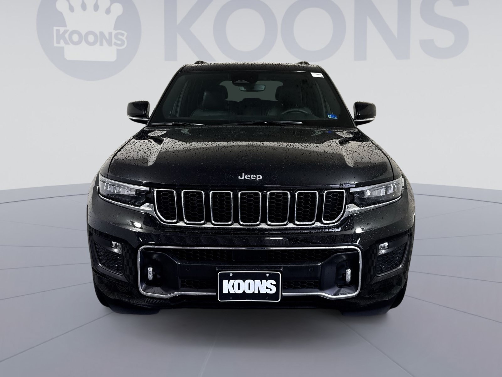 Used 2023 Jeep Grand Cherokee Overland AWD/4WD image 11