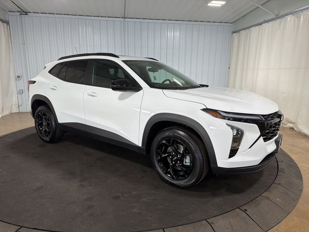 New 2026 Chevrolet Trax LT w/ Sunroof Package image 11