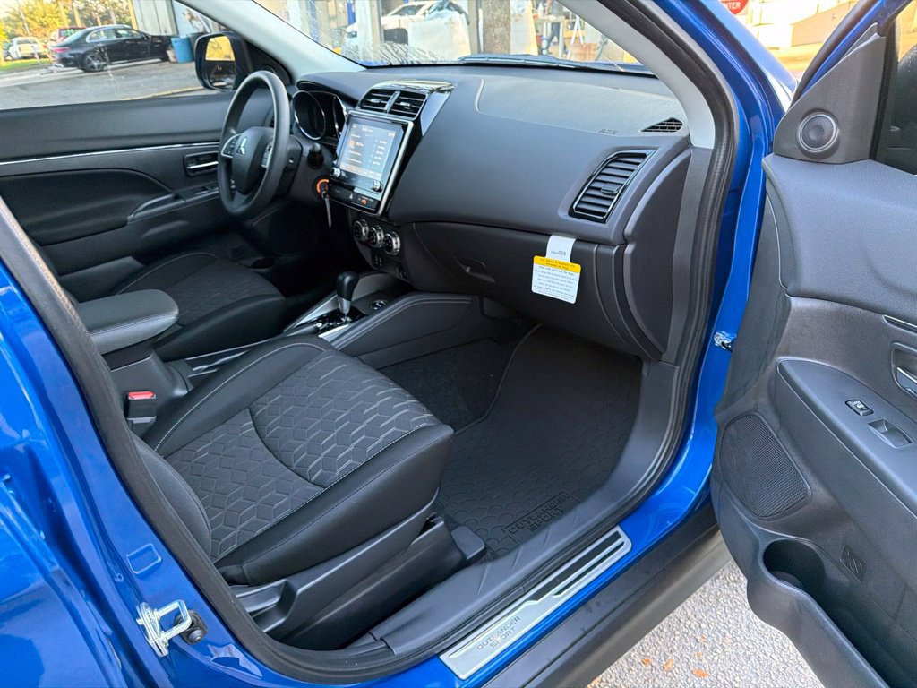 New 2027 Mitsubishi Outlander Sport ES AWD/4WD image 21