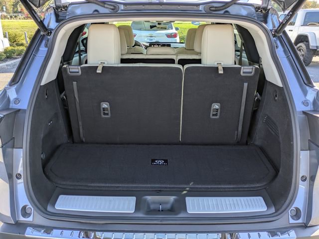 Used 2023 INFINITI QX60 Sensory w/ Vision Package image 13