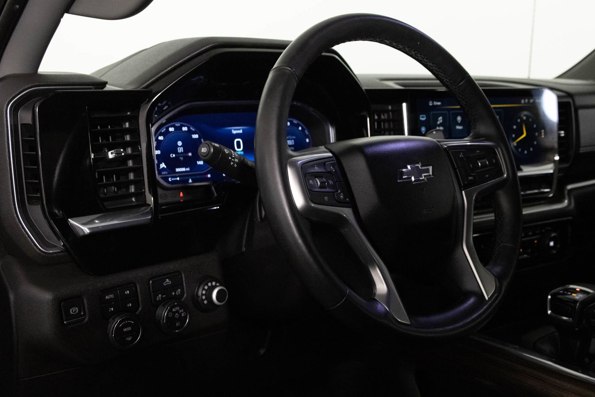 Used 2023 Chevrolet Silverado 1500 RST image 31