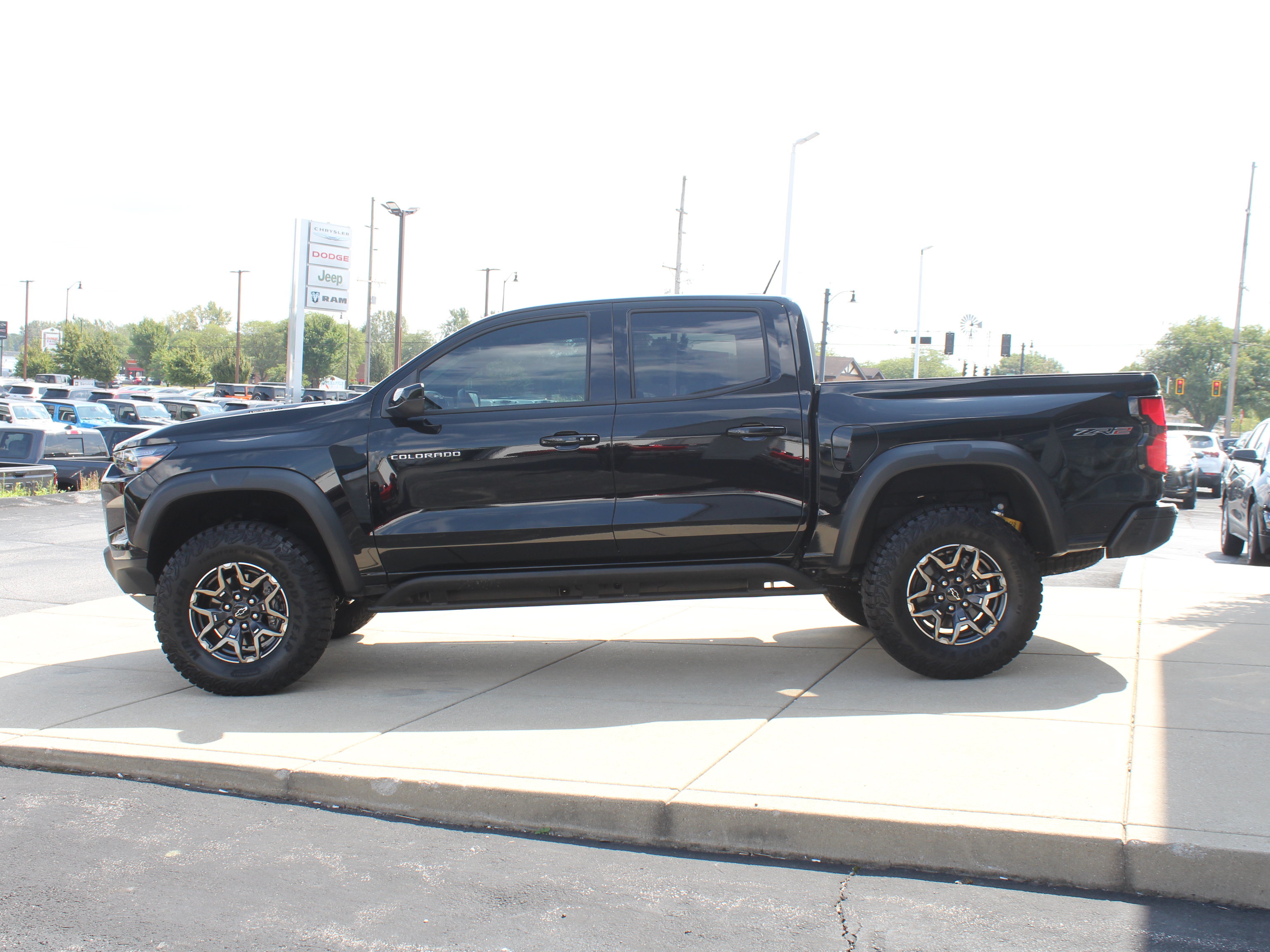 Certified 2026 Chevrolet Colorado ZR2 AWD/4WD image 9