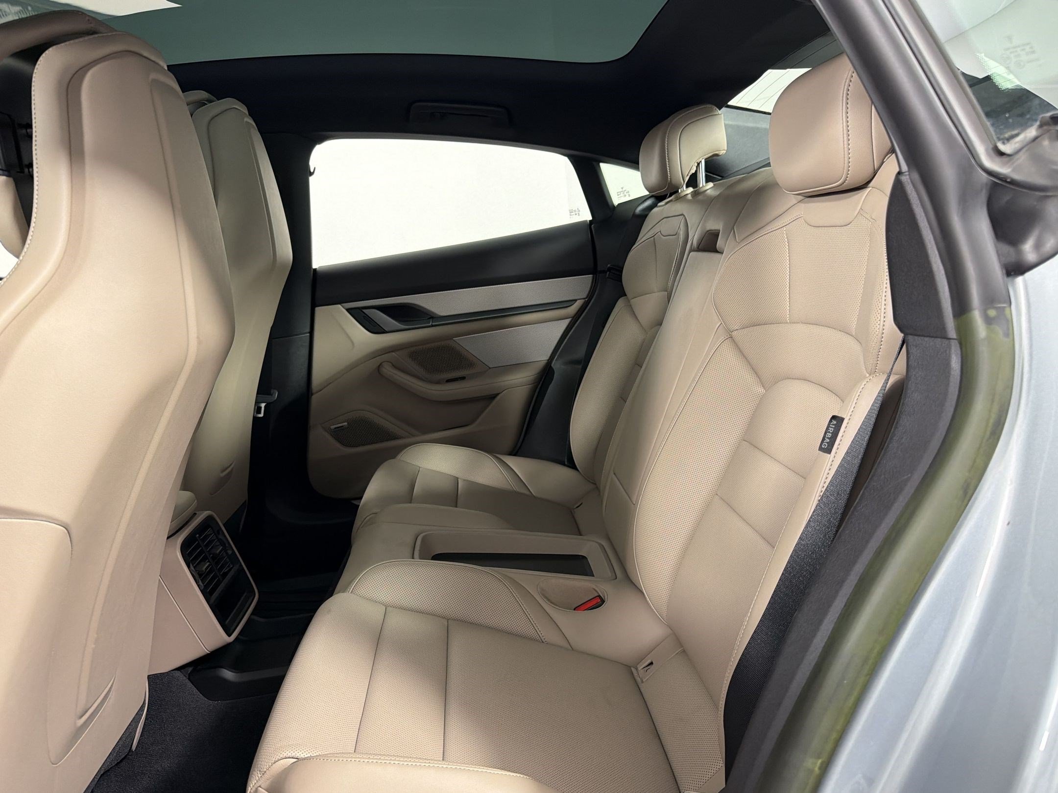 Certified 2022 Porsche Taycan RWD image 17